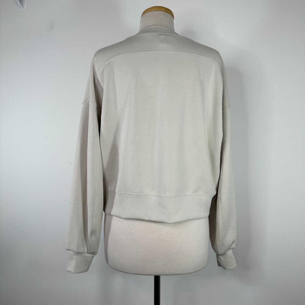 Lululemon Perfectly Oversized Crop Crew Chrome 8 RARE - Picture 8 of 11